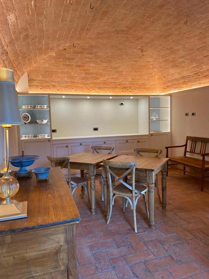 Relais Maria Cristina Bed & Breakfast Chianni Dış mekan fotoğraf